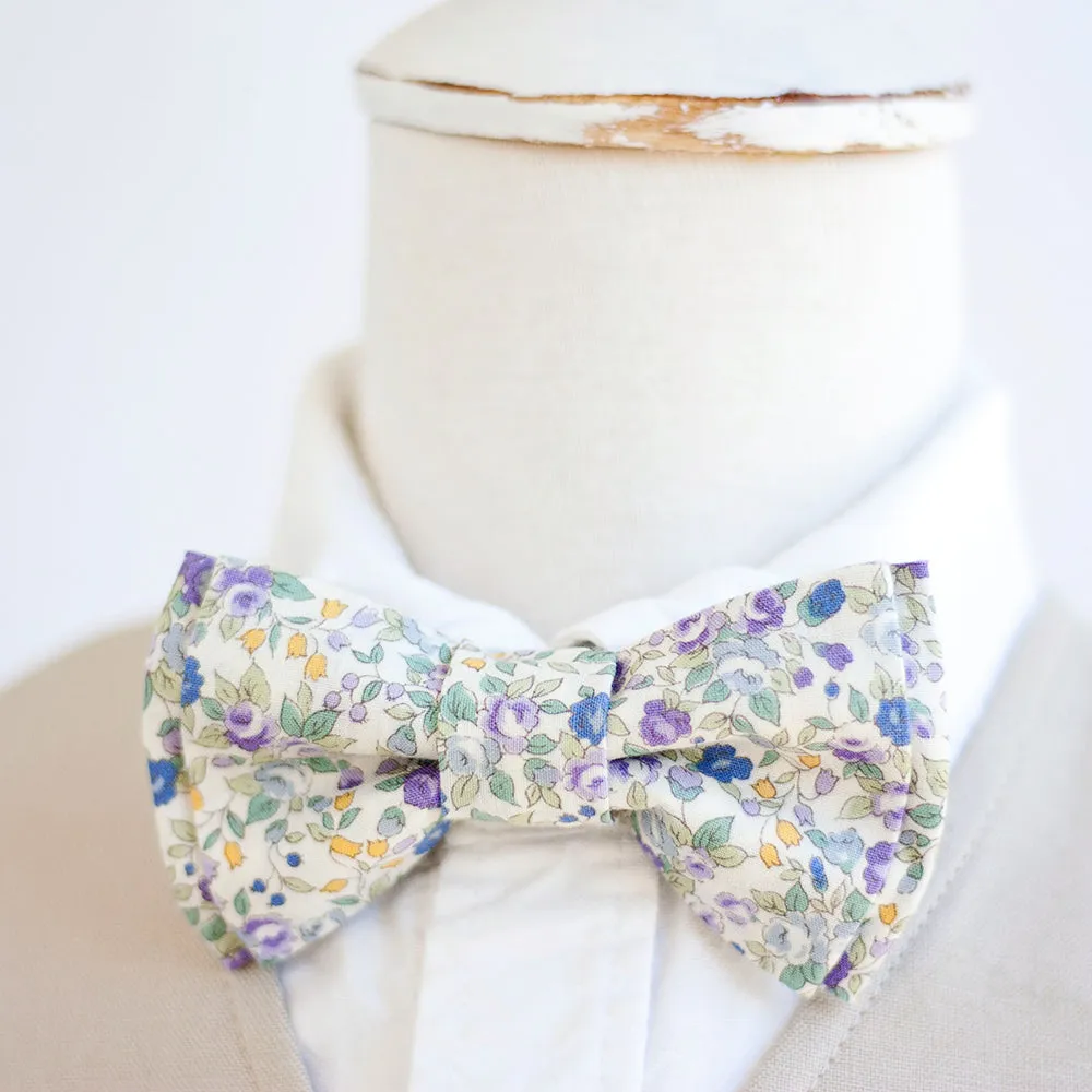 Boy's Bow Tie / Blossoms In Purple