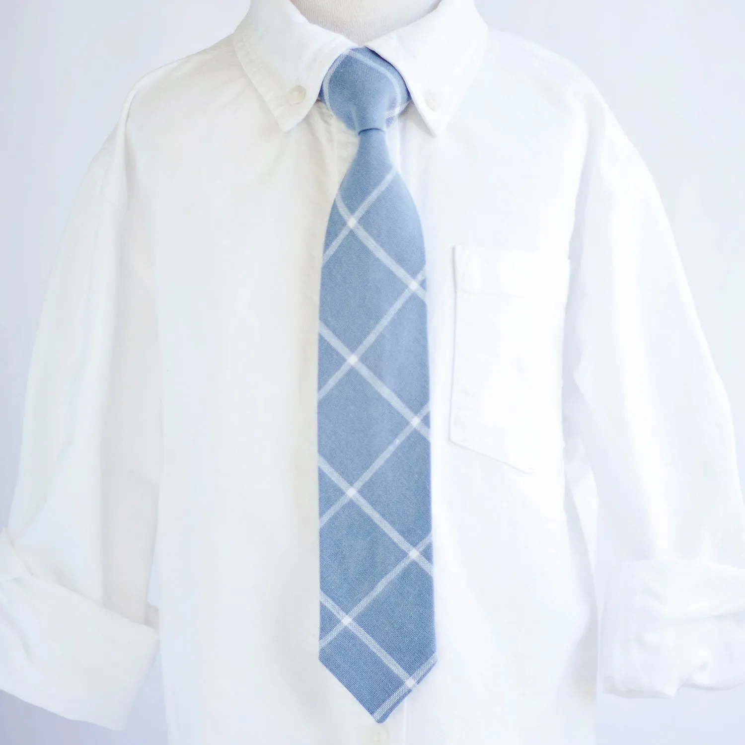 Boy's Bow Tie / Chambray Linen Window Pane