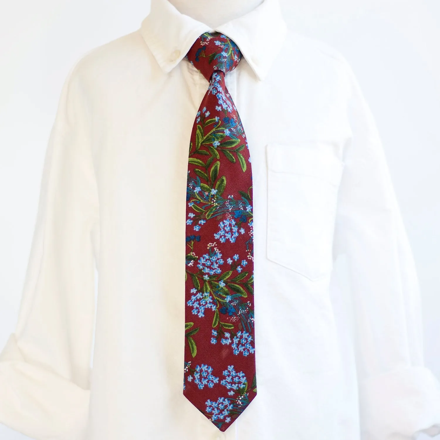 Boy's Bow Tie / Cornflower In Burgundy