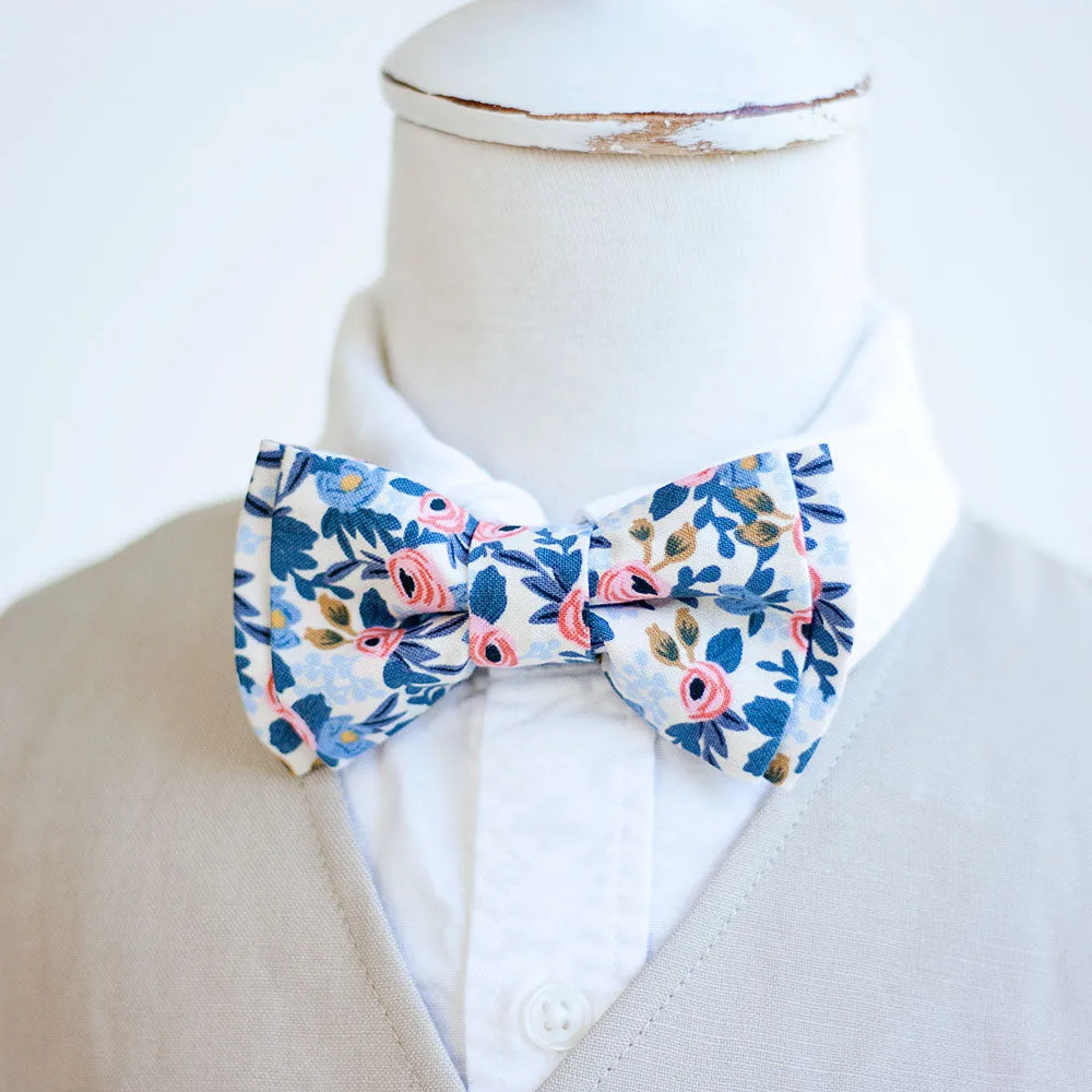 Boy's Necktie / Rosa In Periwinkle