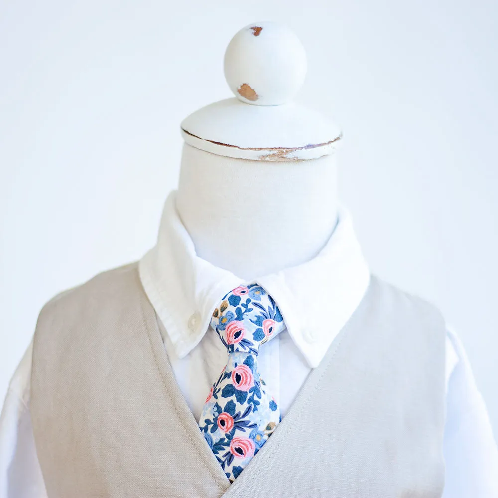 Boy's Necktie / Rosa In Periwinkle