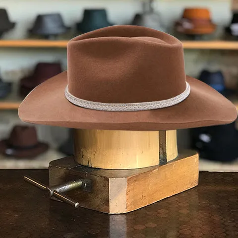 Brown Dune 5X Gun Club Hat with White Leather Hatband