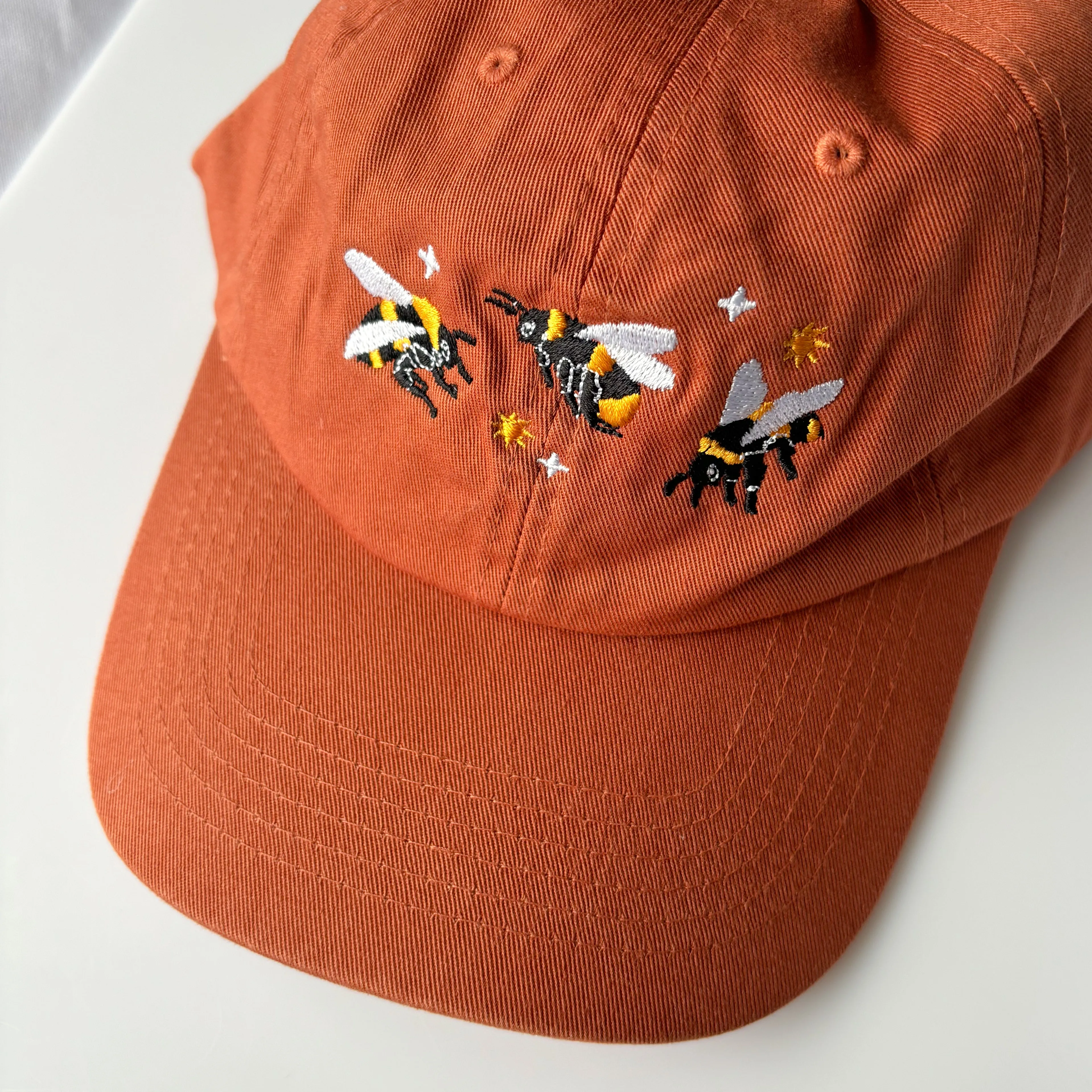 BURNT ORANGE BEE BASEBALL CAP