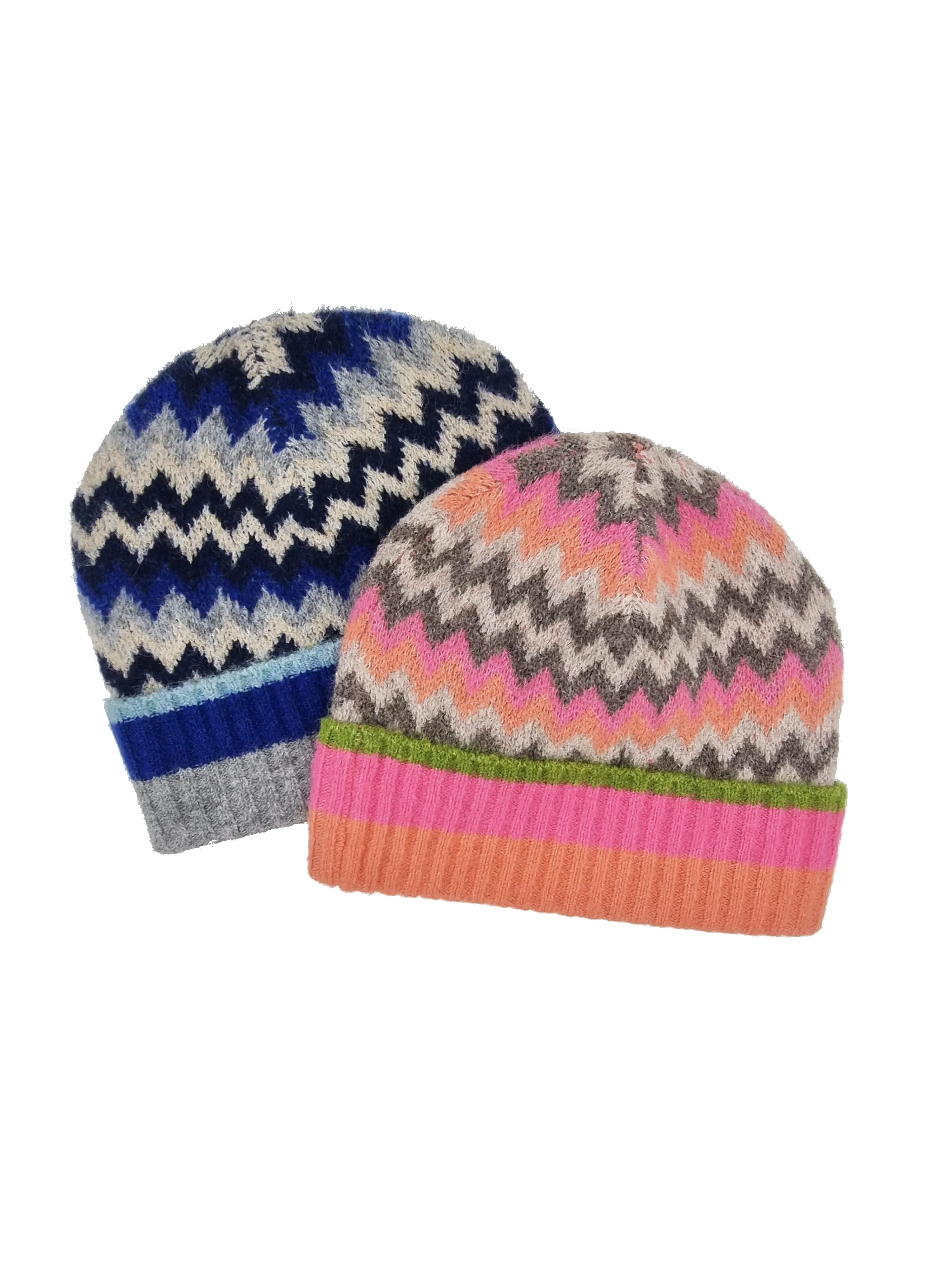 DORA CHEVRON BEANIE IN NAVY MIX