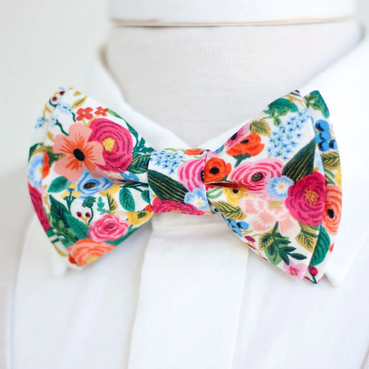 Men's Pocket Square / Petite Garden Party In Cream