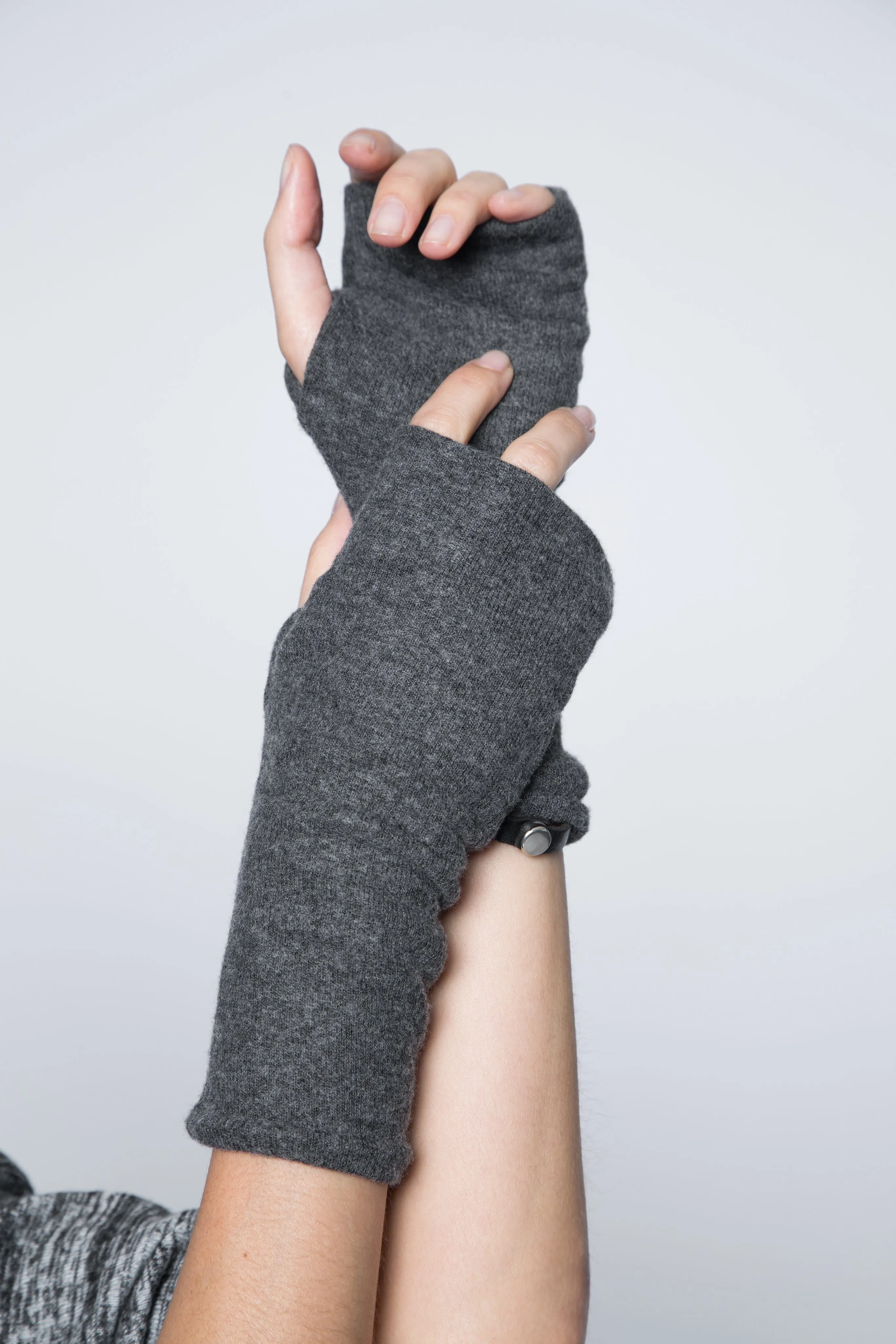 Reversible Fingerless Gloves in Soft Cashmere Feel Double Layer Sweater Jersey