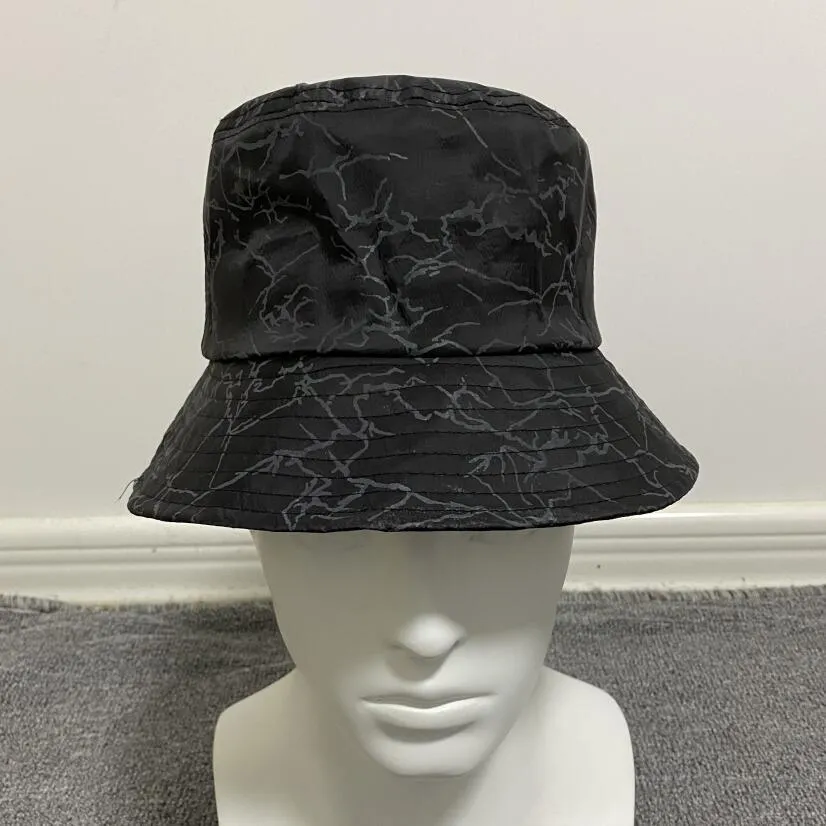 Unisex Reflective Bucket Geometric Hat